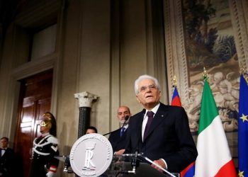 Macri and his rivals will face each other in two debates before the presidential elections in Argentina