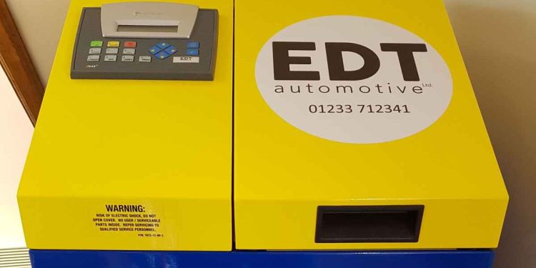 The Engine Decontamination Machine by EDT Automotive An Innovative Solution for Engine Cleansing