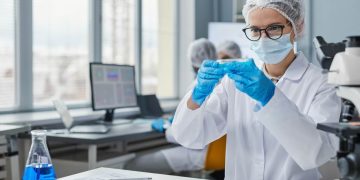 What Makes a Lab the Best Choice for Health Screenings in Dubai