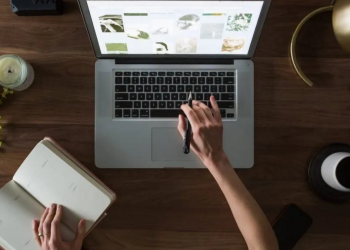 How Digital Clutter Affects the Efficiency of Mobile App Development